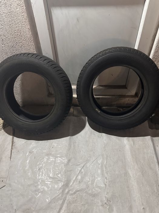 Vand 2 anvelope de iarna Kelly M+S