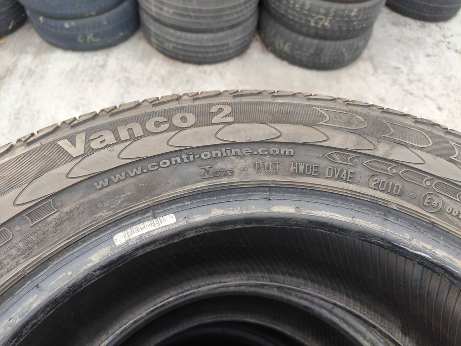 2бр Летни гуми за БУС 205 65 15 С - Continental