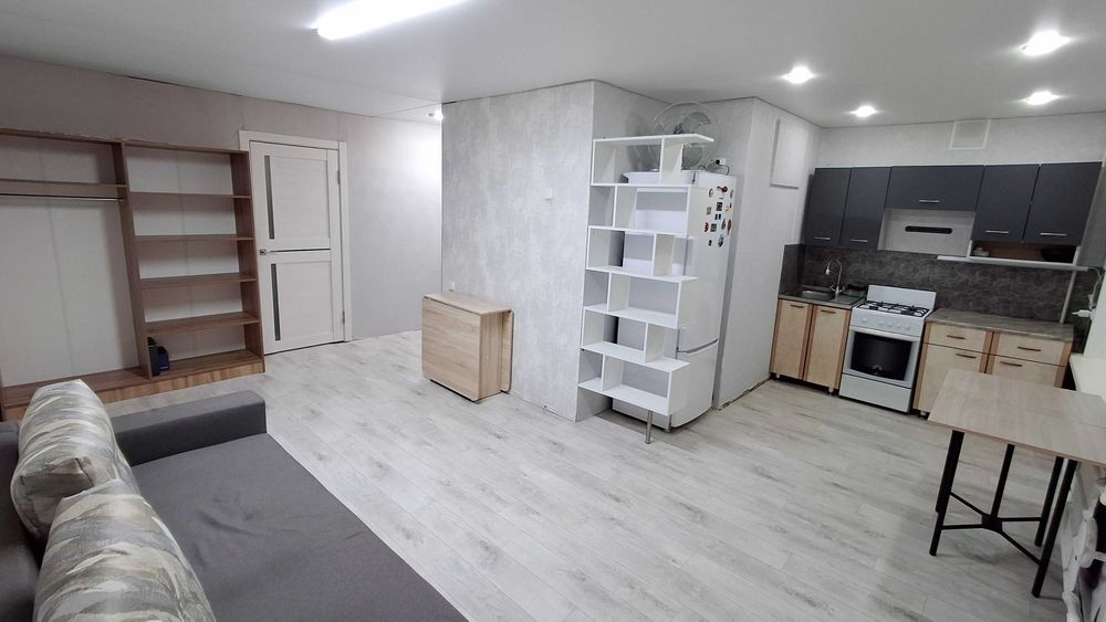 Продам двухкомнатную квартиру студию