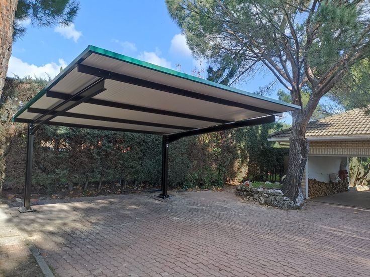 Carport din structura metalica pentru parcari autoturisme