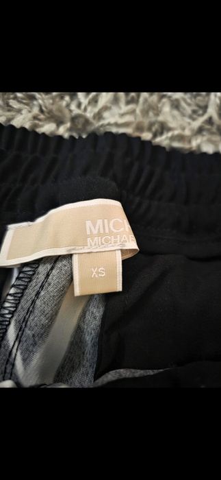 Ново оригинално долнище Michael Kors Хс размер