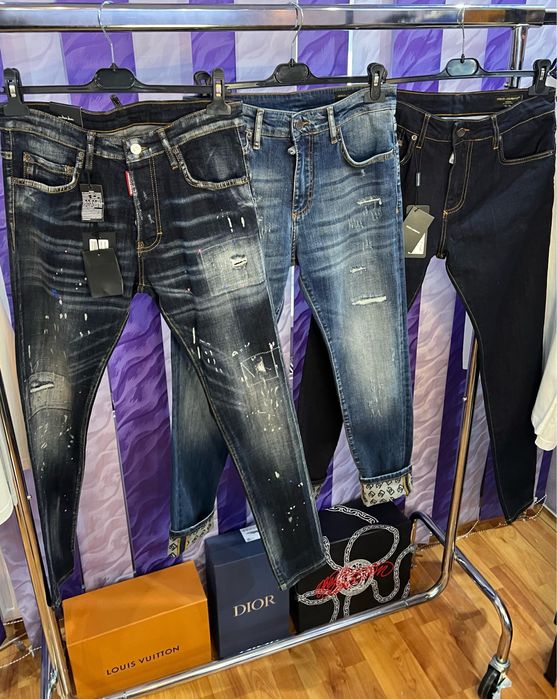 Blugi barbati.