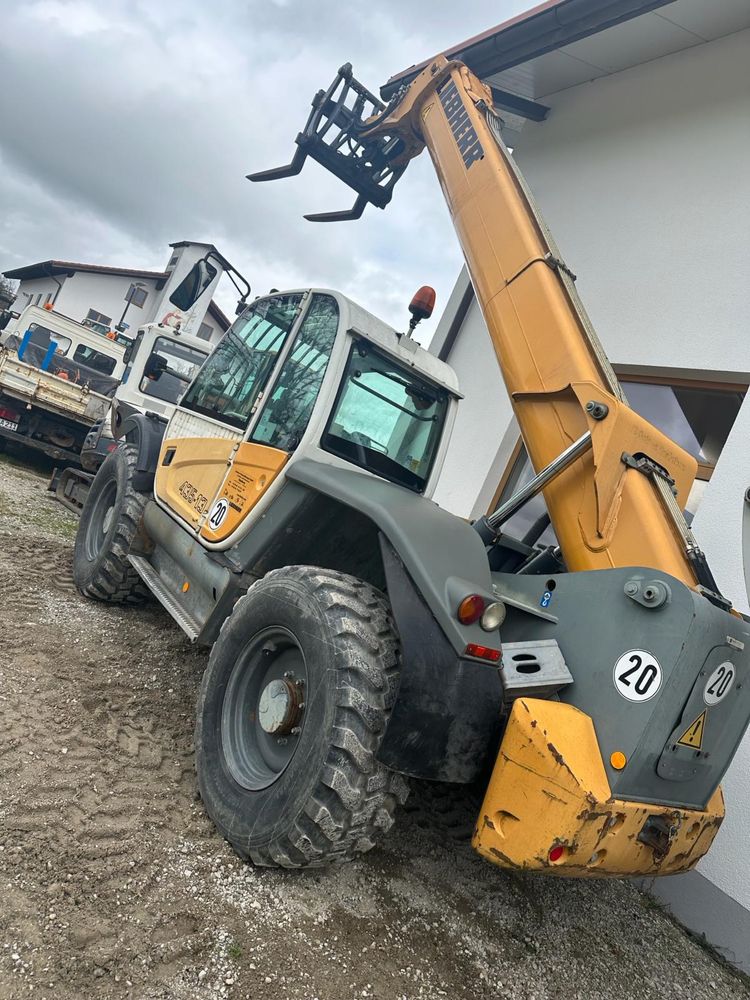 Încărcător frontal Liebherr telescopic IL.435.13 m