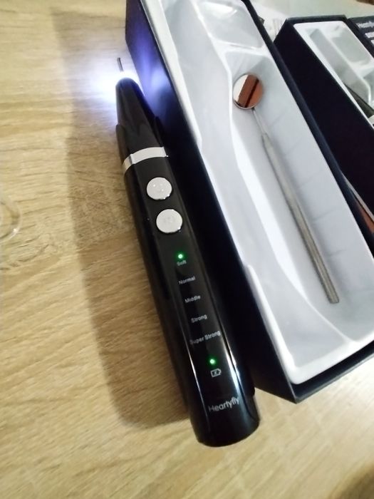 Aparat pentru curățat dantura preț 100 lei