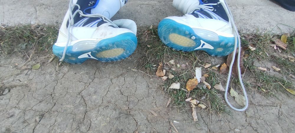 Boots mărime 42 că noi