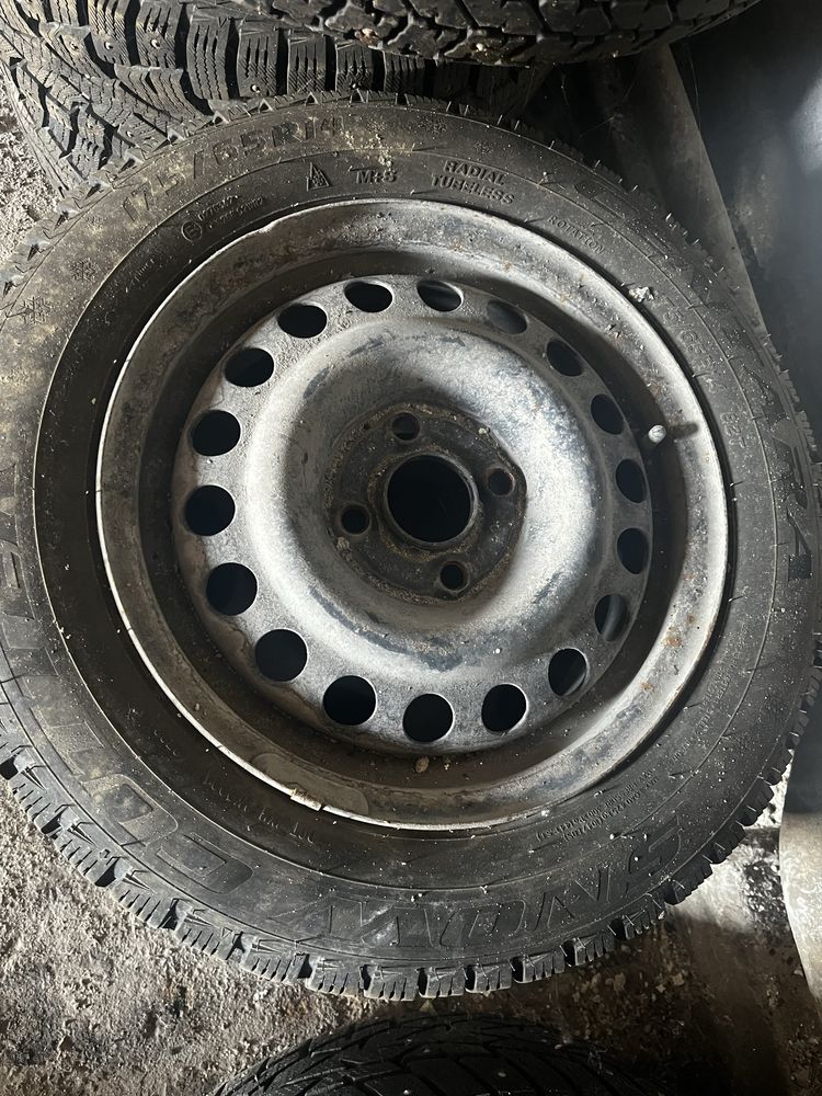Шины с дисками R14 зима