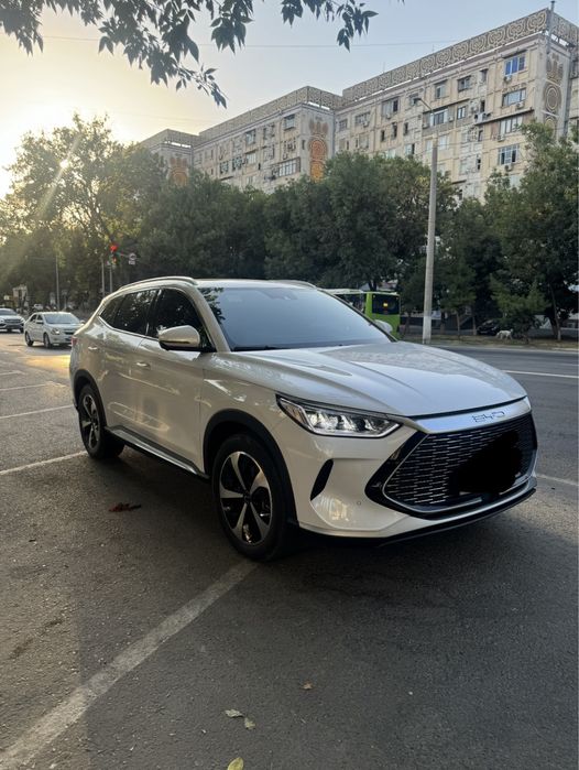 Продаю BYD Song plus