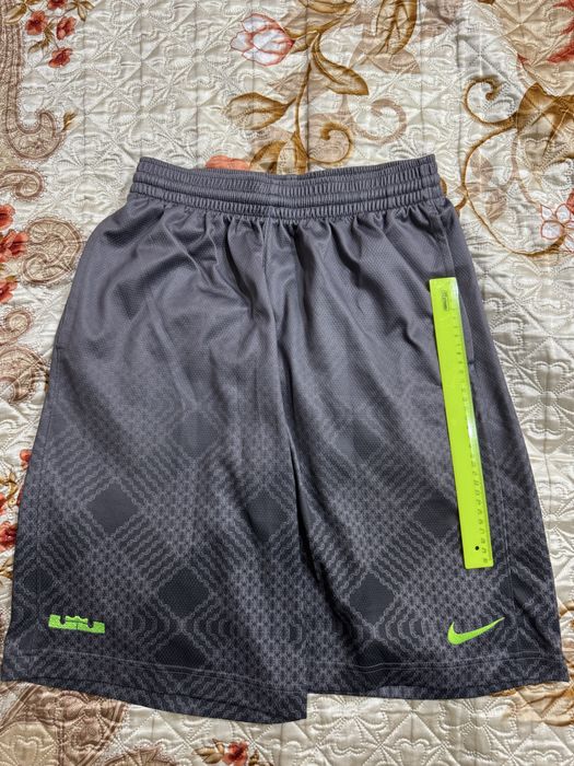 шорты для баскетбола