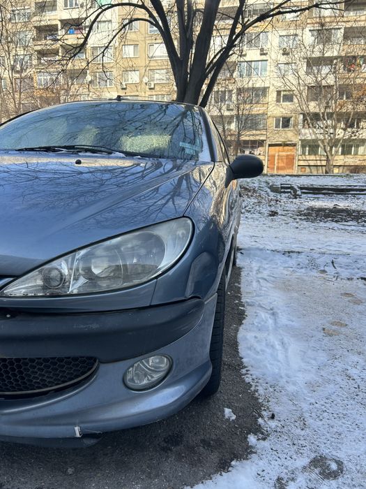 Peugeot 206 Седан Тъмно син металик