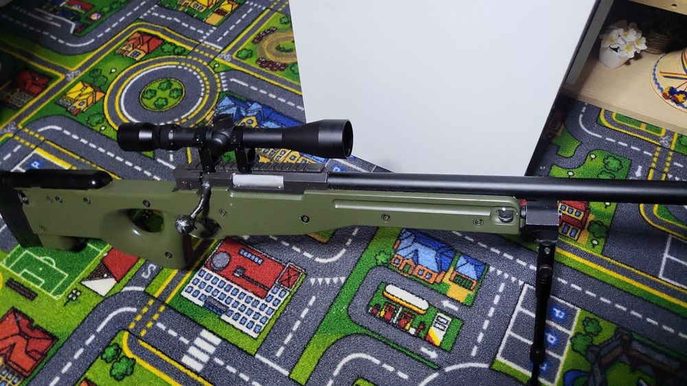 Echipament airsoft/vanatoare full + arma