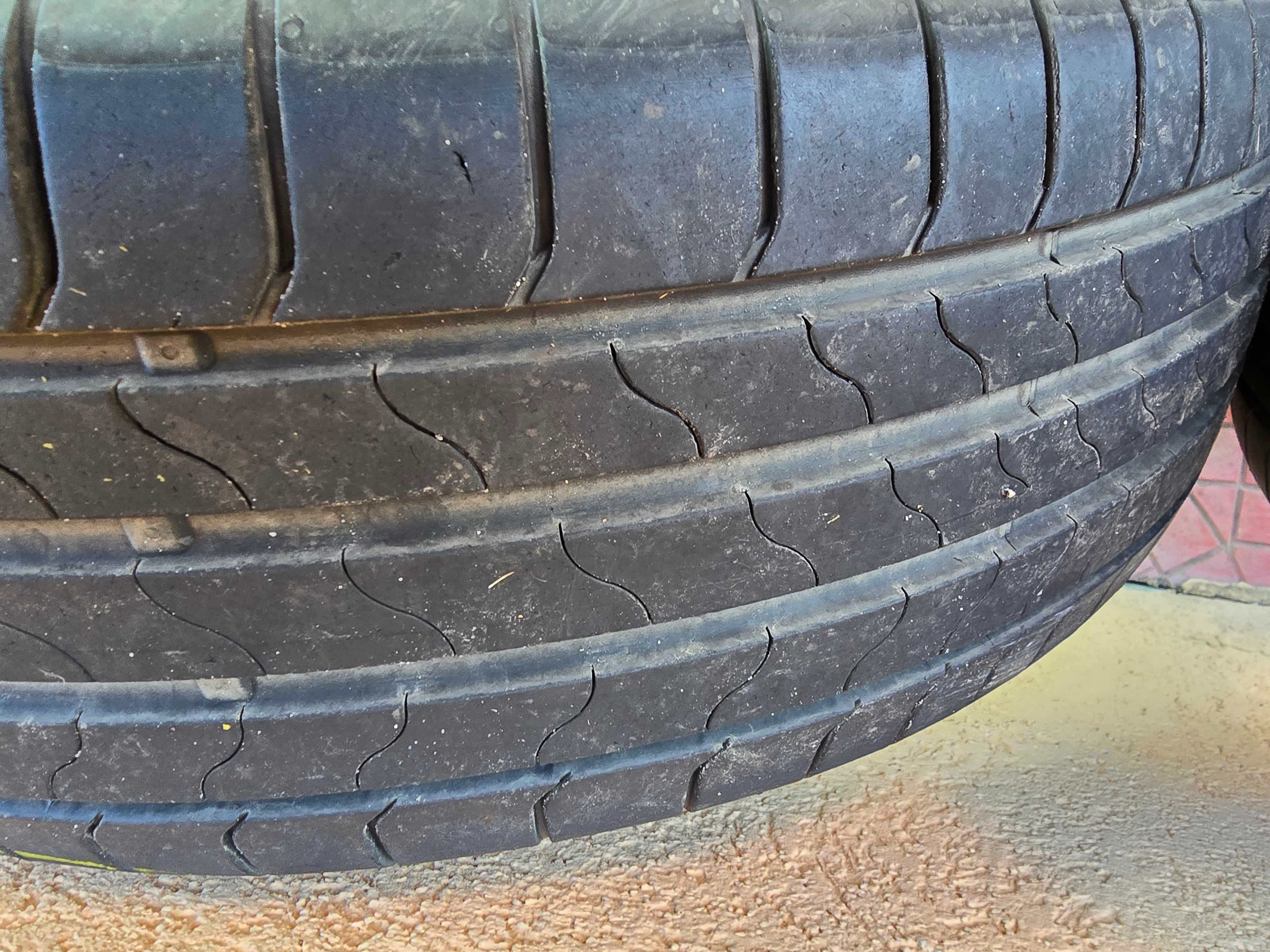 гуми  Bridgestone 225/50/19 летни