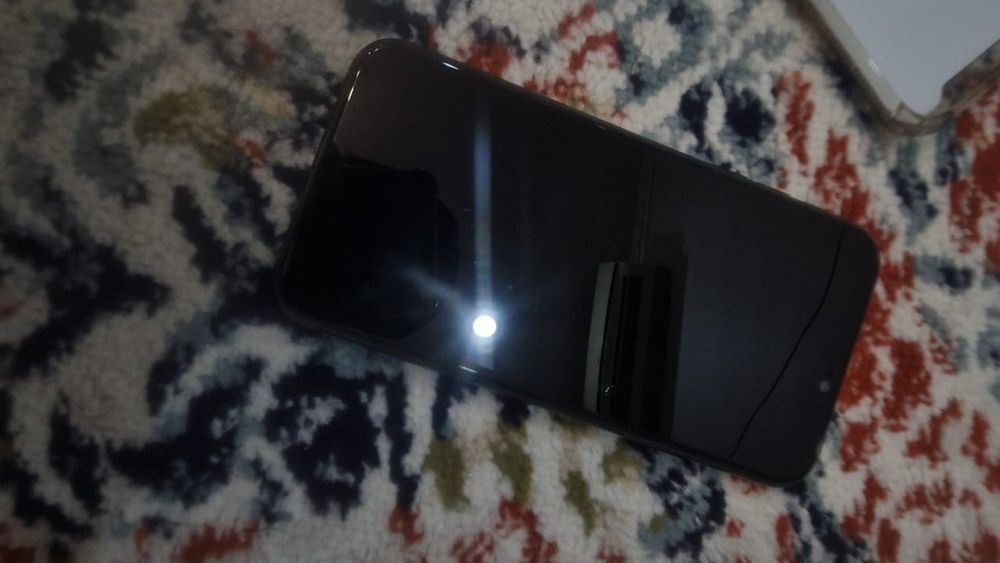 Айфон 11 80К торг есть