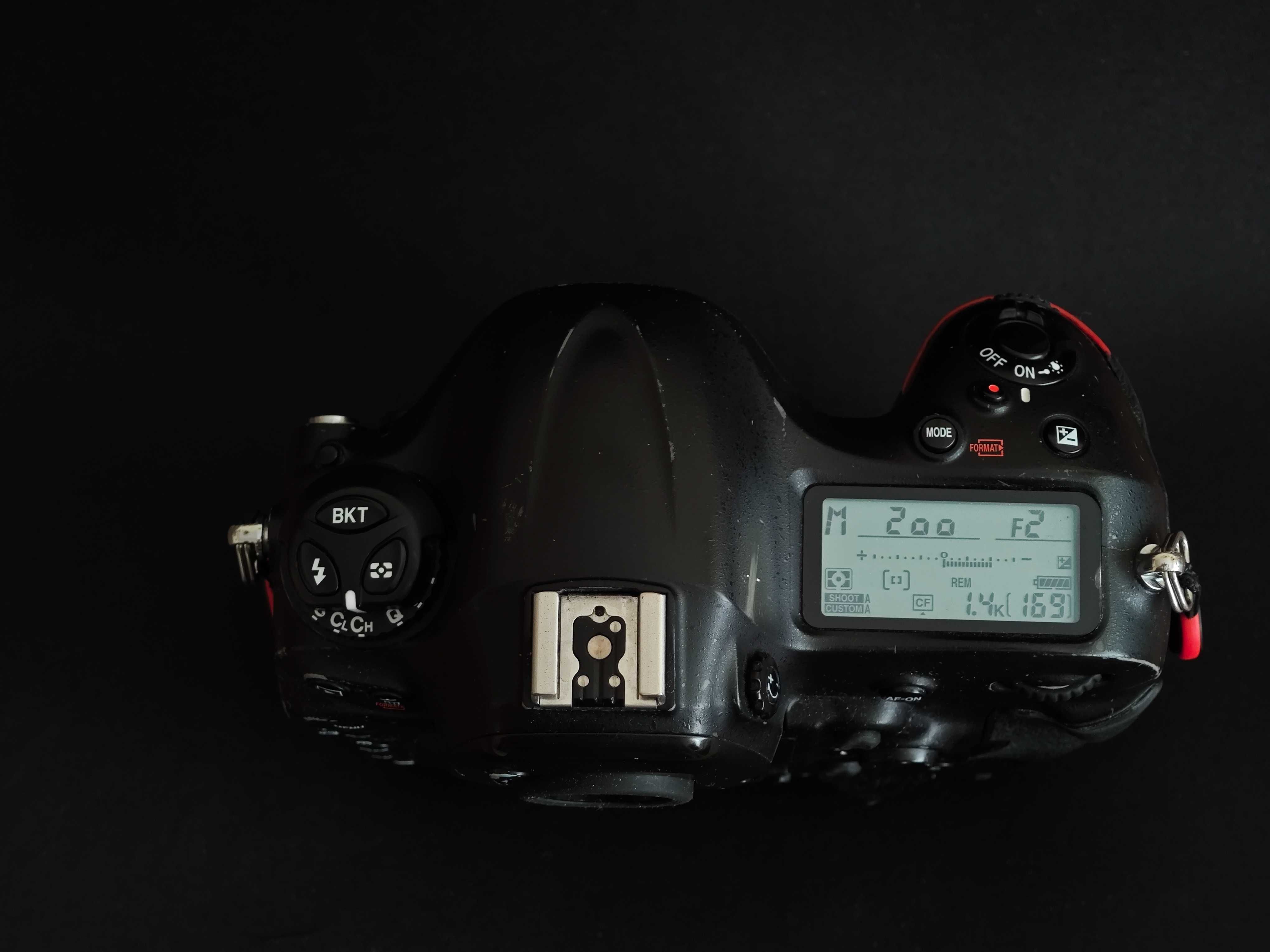 Vând/Schimb Nikon D4 – legendă vie, adevărat tanc de cameră