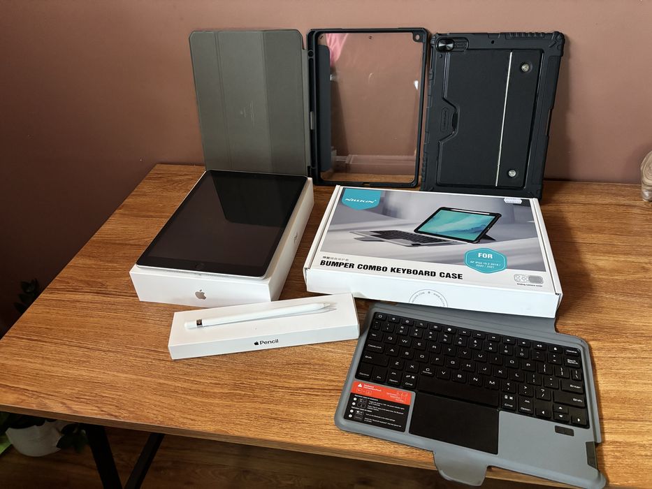 ПОДАРЪК клавиатура, калъф и Apple Pencil! iPad 9 (2021) 10,9“ Wi-Fi