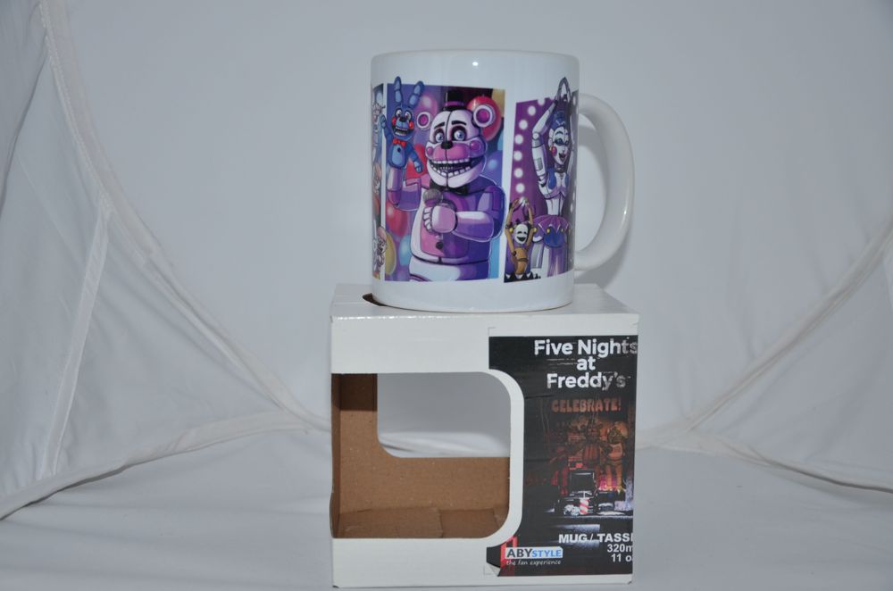 Чаша Five Nights at Freddy's 320 ml