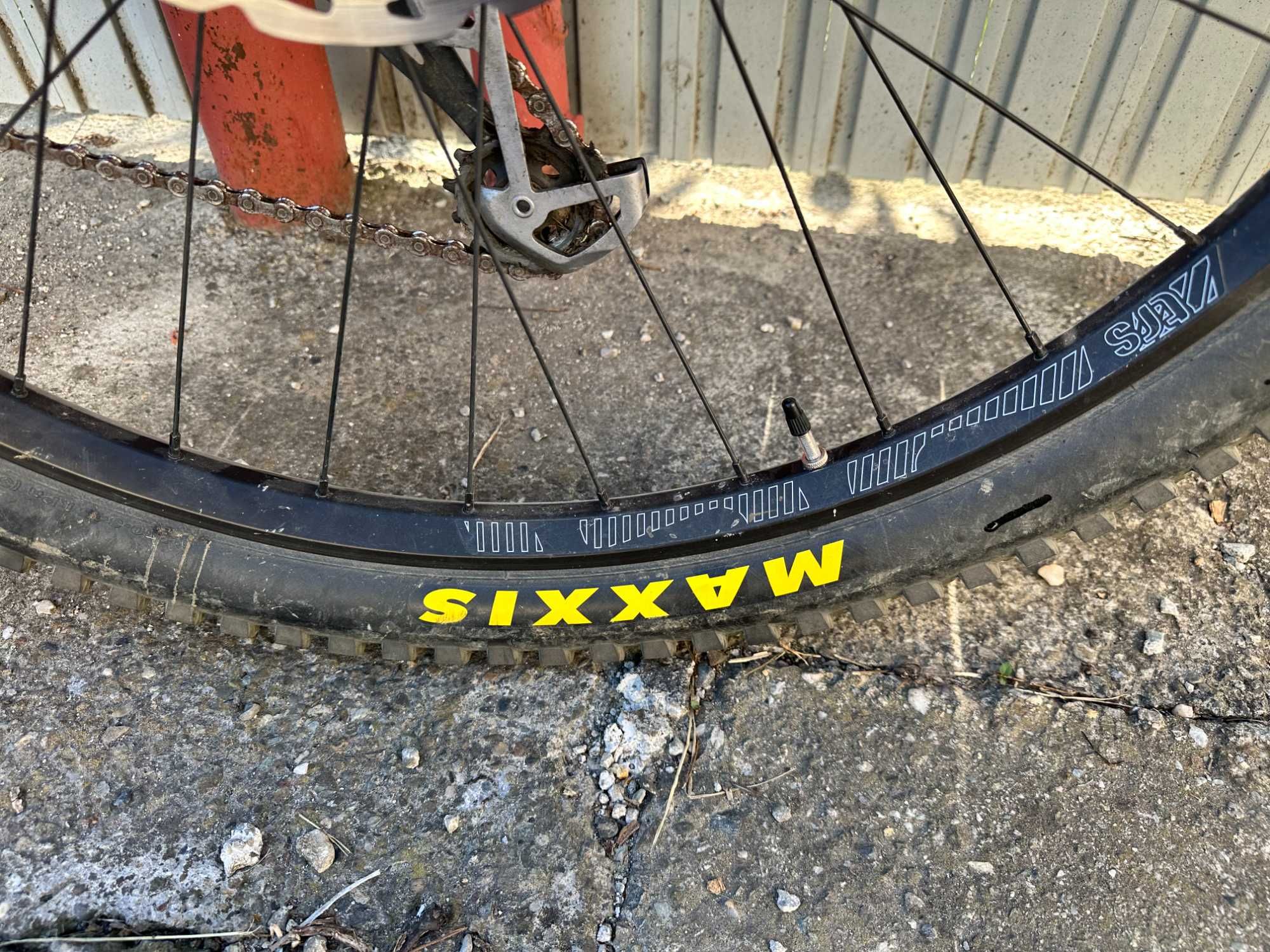 Commencal Meta AM Foxy Sand M 29