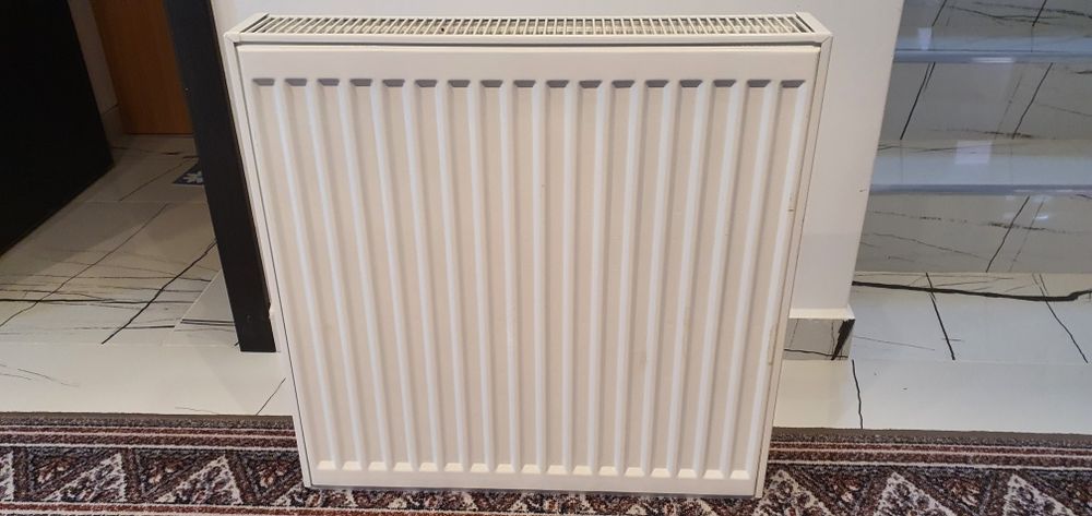 Radiator alb 60×60 cm