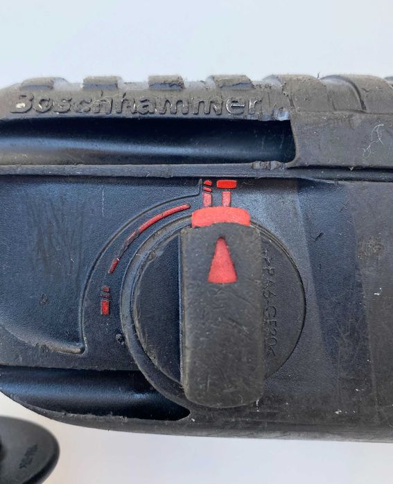 BOSCH GBH 2-23 REA - Професионален перфоратор 710W