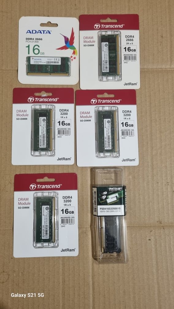 Нови рам памети 16GB DDR4