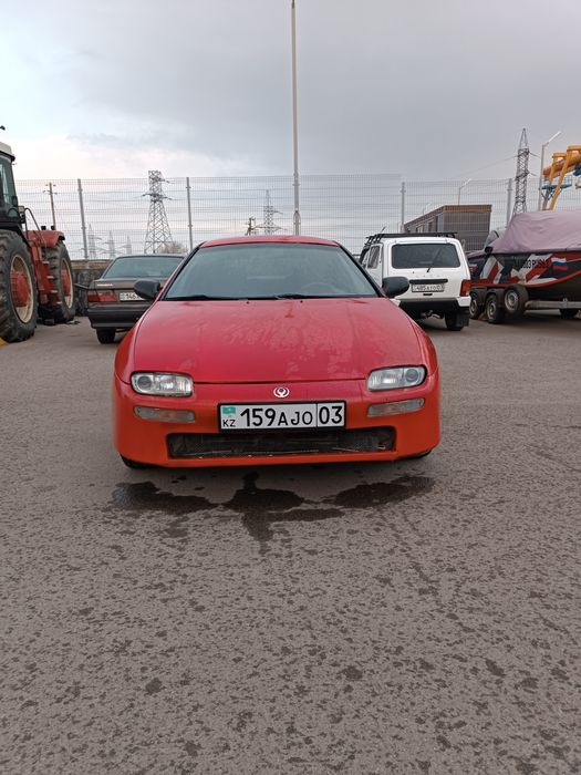 Мазда 323 в технически хорошем состоянии