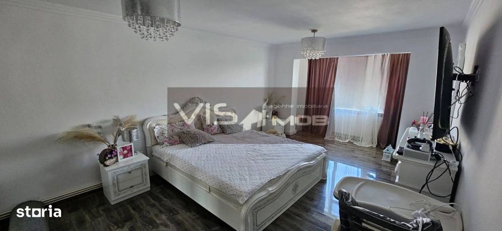 Apartament 3 camere - Zona de sus