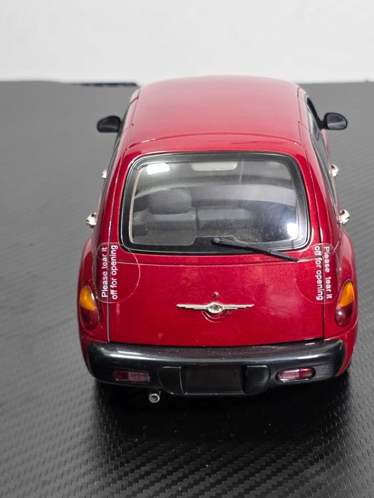 Macheta Auto 1/18 Gate Chrysler PT Cruiser Rosu