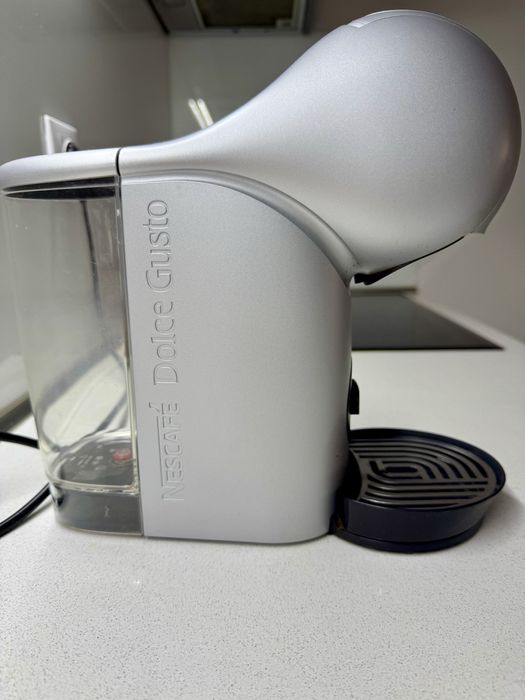 Кафемашина NESCAFE Dolce Gusto Touch