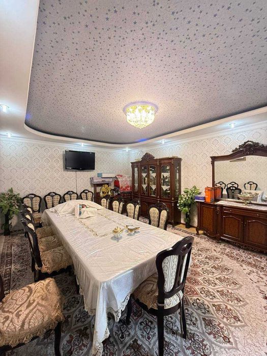 Продается  участок 4.4 сотик 5 комнатный!