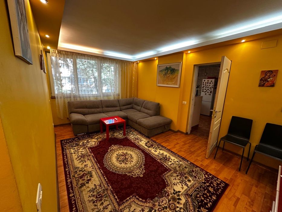 Apartament cu 3 camere Pajura