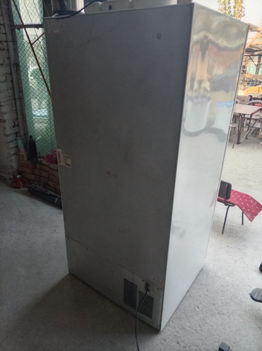 Холодильник Ferette Италия, большой, продаётся сотилади ди, котаси
