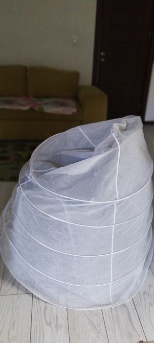 Vând crinolina 5 cercuri