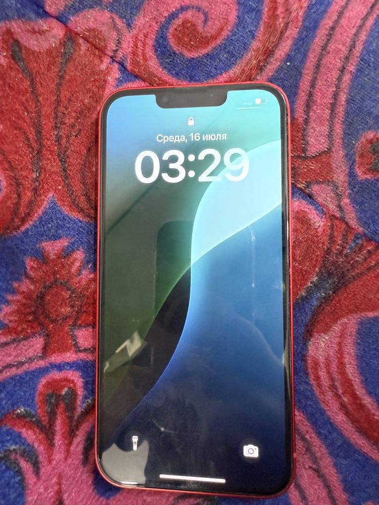 iphone 13 qizil