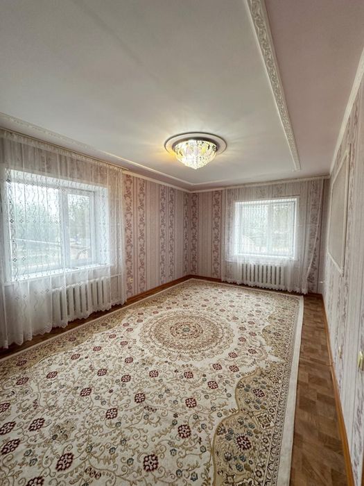 Продается 2 комн квартира