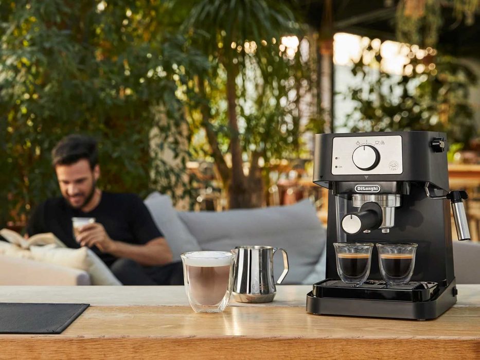 DeLonghi Stilosa рожковая