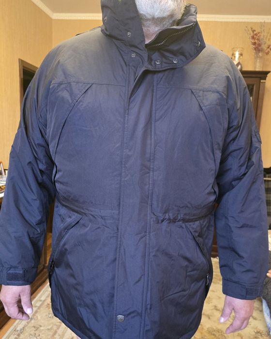 Продам куртку зимнюю