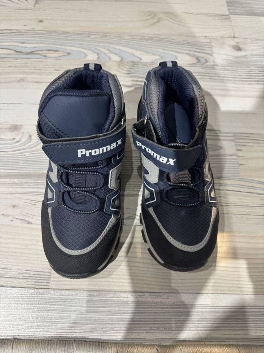 Продам зимнюю обувь, для мальчика, 29р