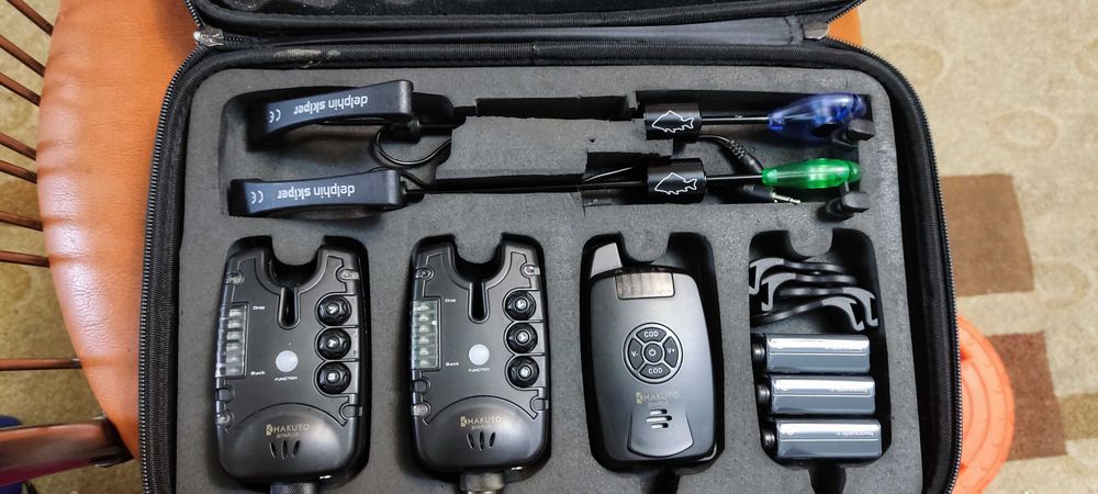 Set 2 Avertizori cu Statie HAKUYO 2014 Plus 2 Swinger Delphin Skiper