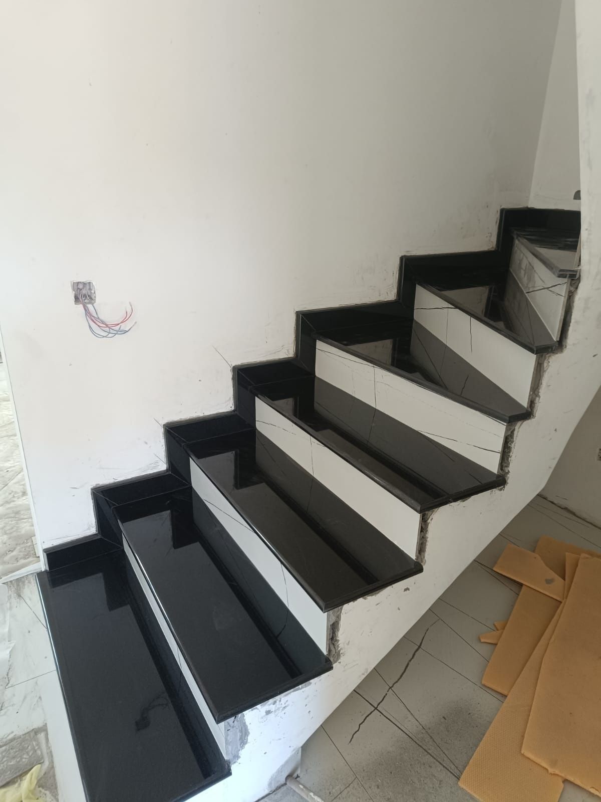 Casa Zona Selgros cu Gaze