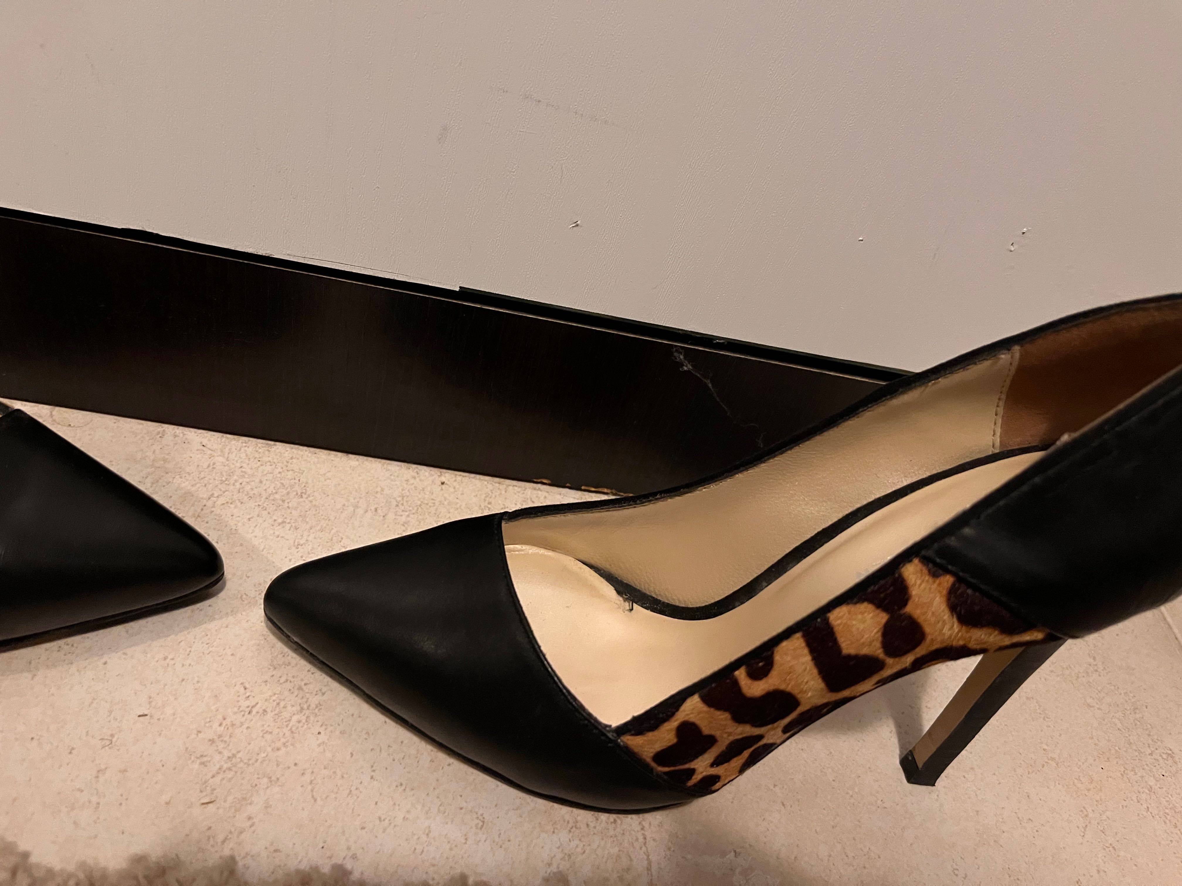 Vand pantofi stiletto, piele, negru, marimea 37, marca Karen Millen