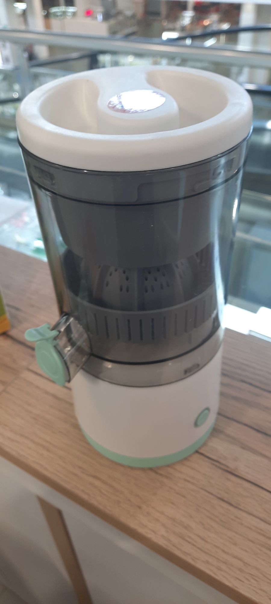 Citrus Juicer – 100% табиғи шырын, су қоспай!