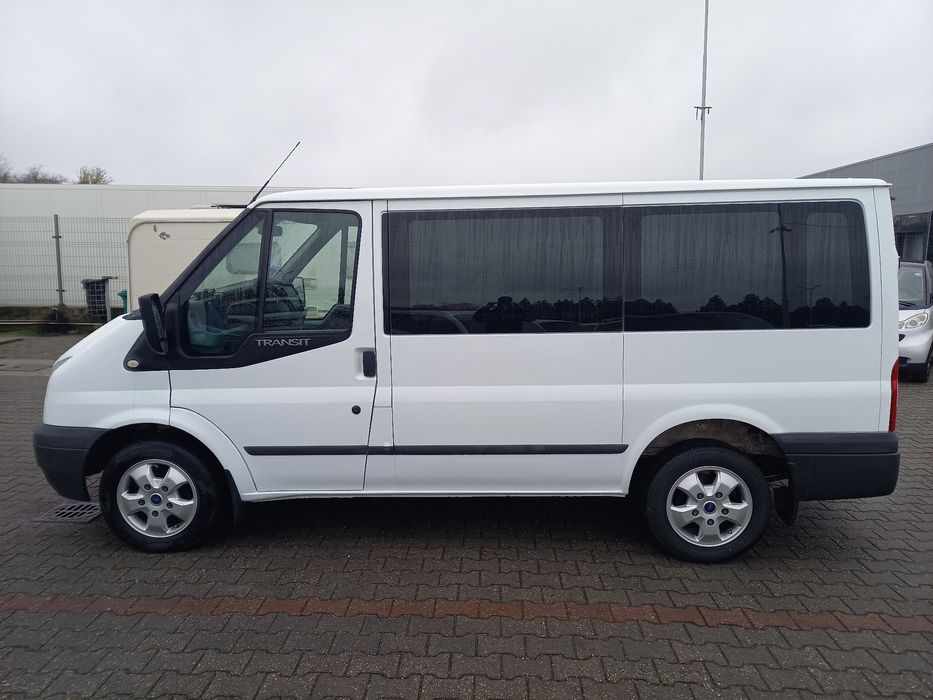Ford Transit 8+1 locuri Euro 5