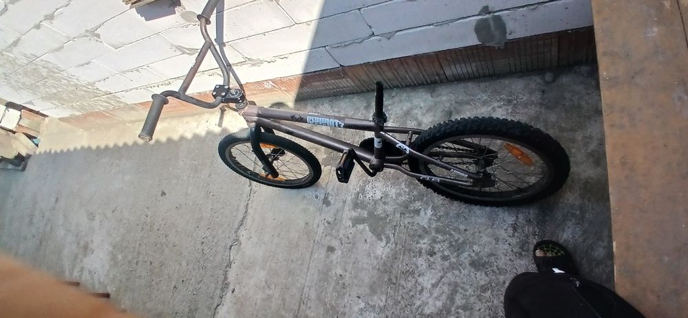 Vând bmx bicicletă