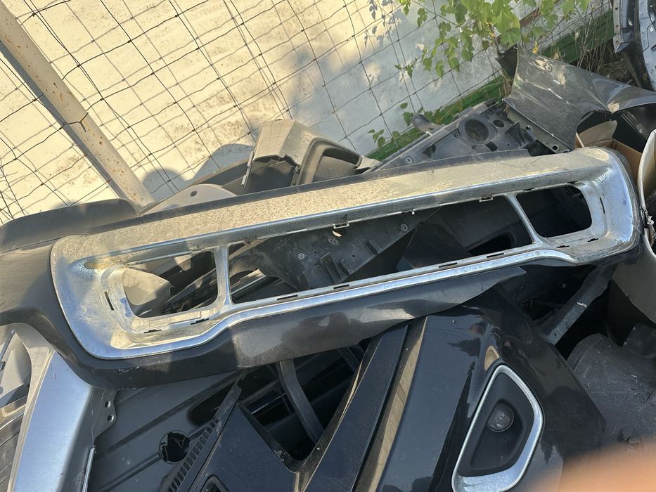 jeep grand cherokee overland под предна броня Wk2