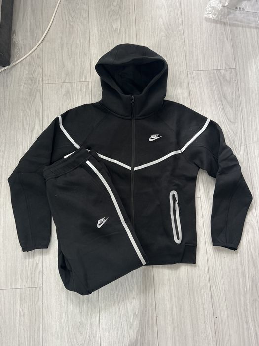 Nike Tech Fleece Reflective