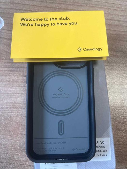 Husa Caseology Nano Pop Mag compatibila pentru Iphone 15 PRO