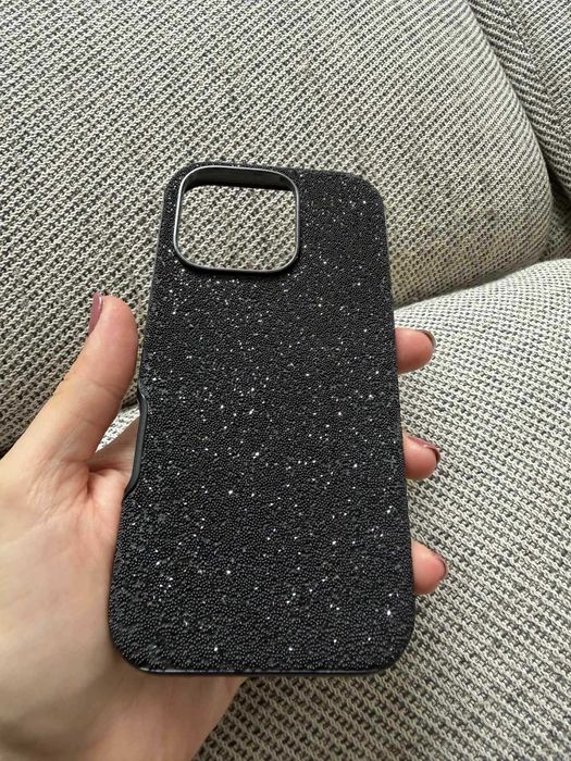 Swarovski case за iphone 16 pro