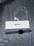 ЧИСТО НОВ! Apple watch SE 2