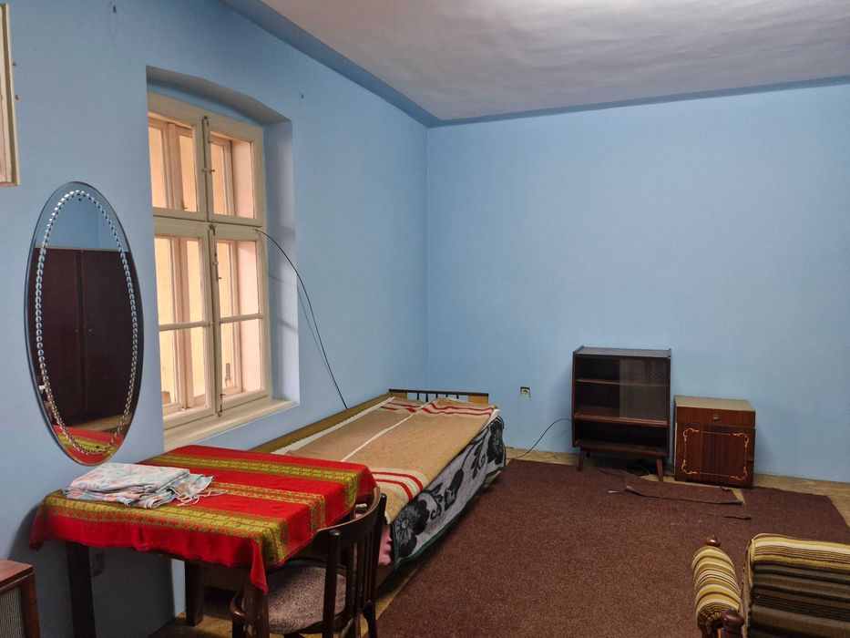 Casa de vânzare zona piață