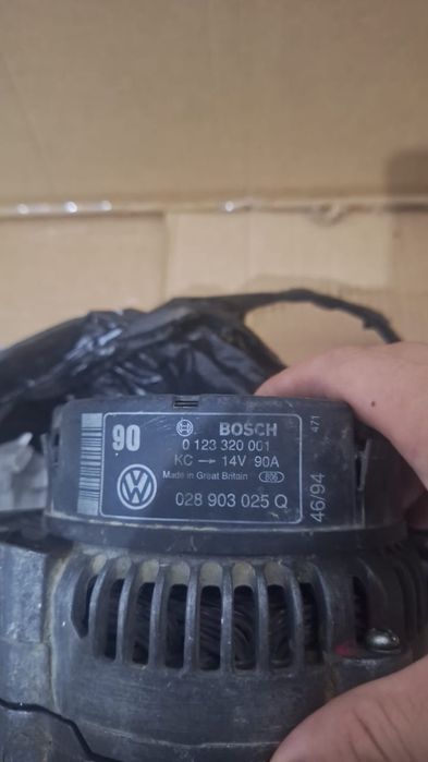 Продам генератор в рабочий состоянии Bosch 90am