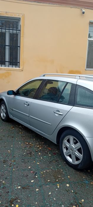 Vând Renaul laguna 2 facelift